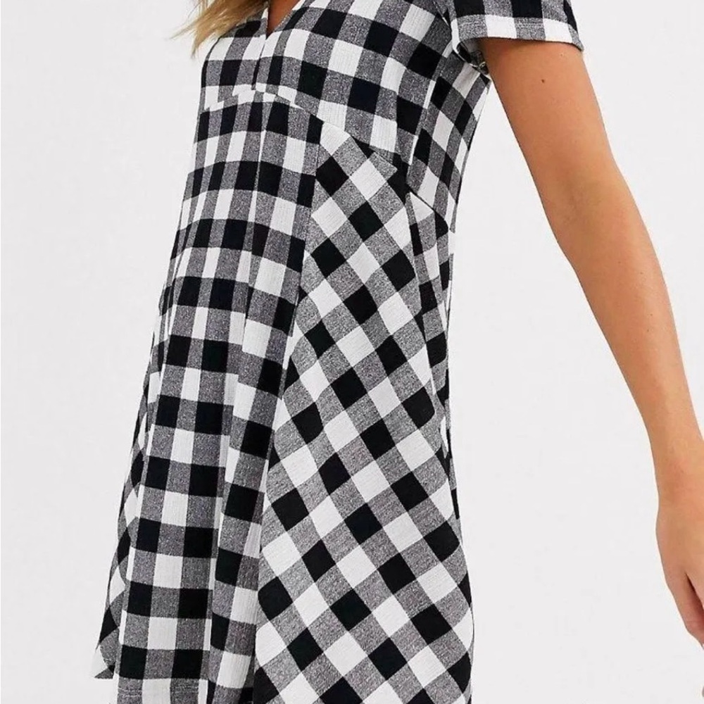 Pull & Bear Women’s Dress Size M Checkered Plaid Pattern